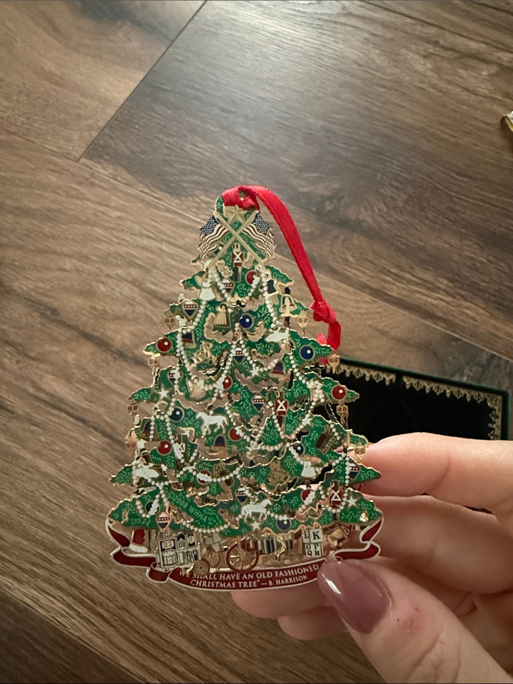 White House Historical Association Christmas Tree Ornament 2008 - Picture 6 of 8